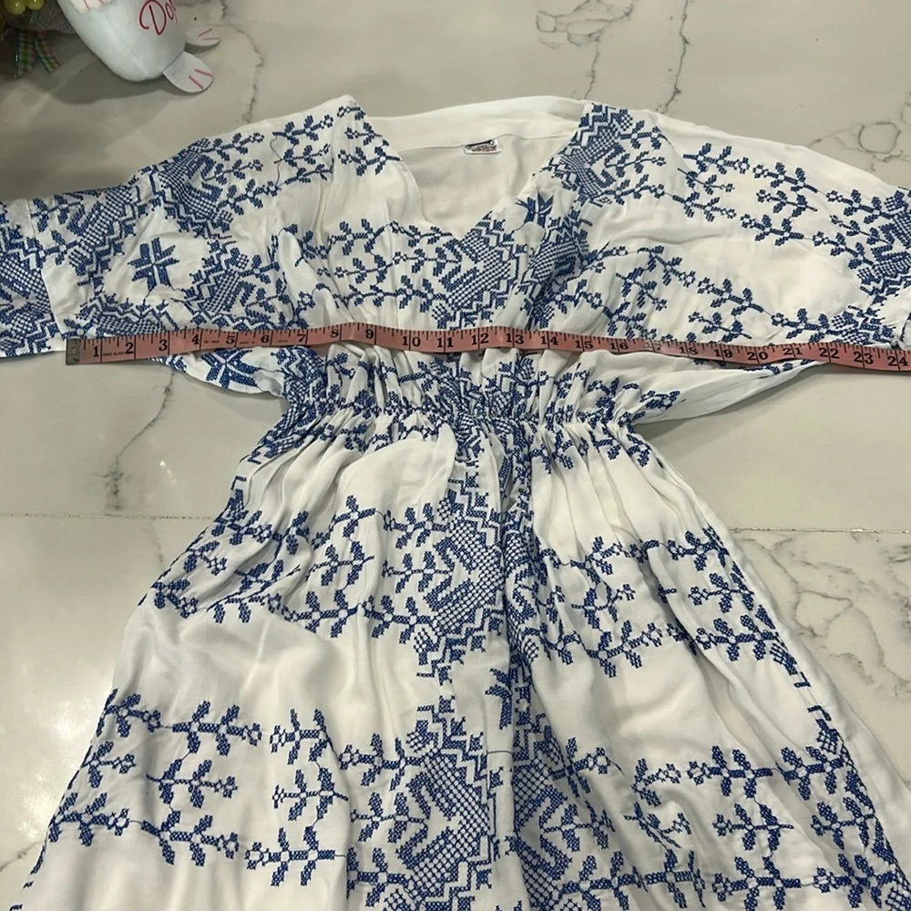 BRSY Egypt Cotton Dress. White and Blue Embroidery With Synched Waist.‎ Size 2XL